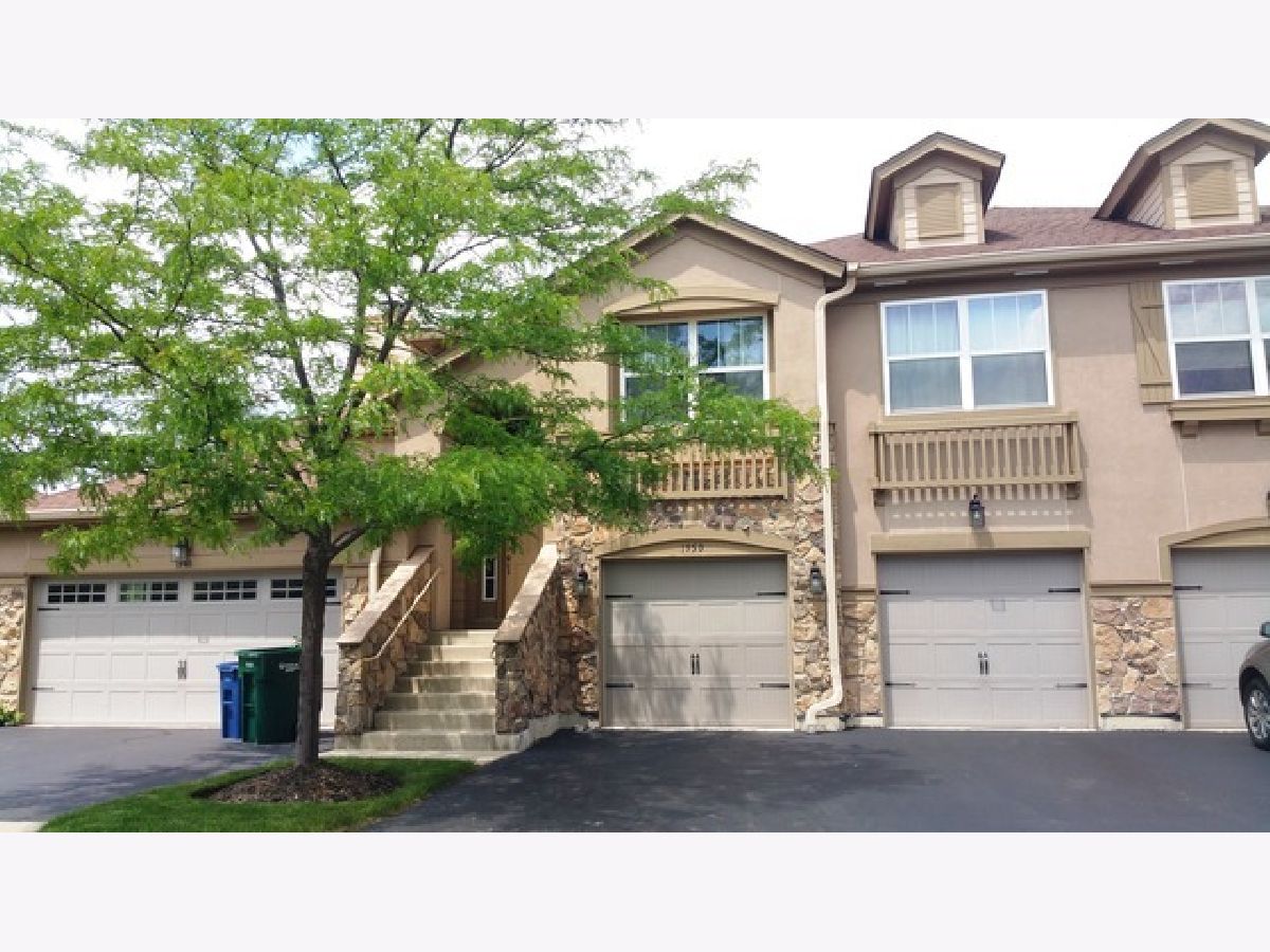 Townhomes Rented Bayhill Vernon Hills Illinois, 1950 Crenshaw