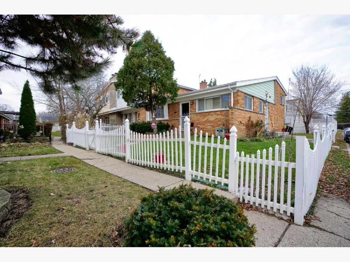 Townhomes & Homes Rented Chesterfield Glenview Illinois, 540 Glendale