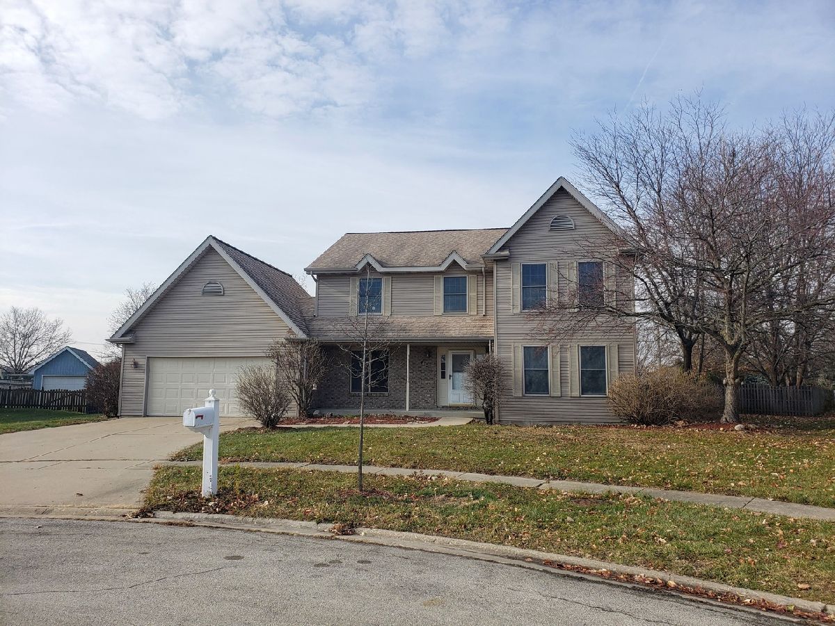 Homes Rented River Oaks West Shorewood Illinois, 415 Stanford