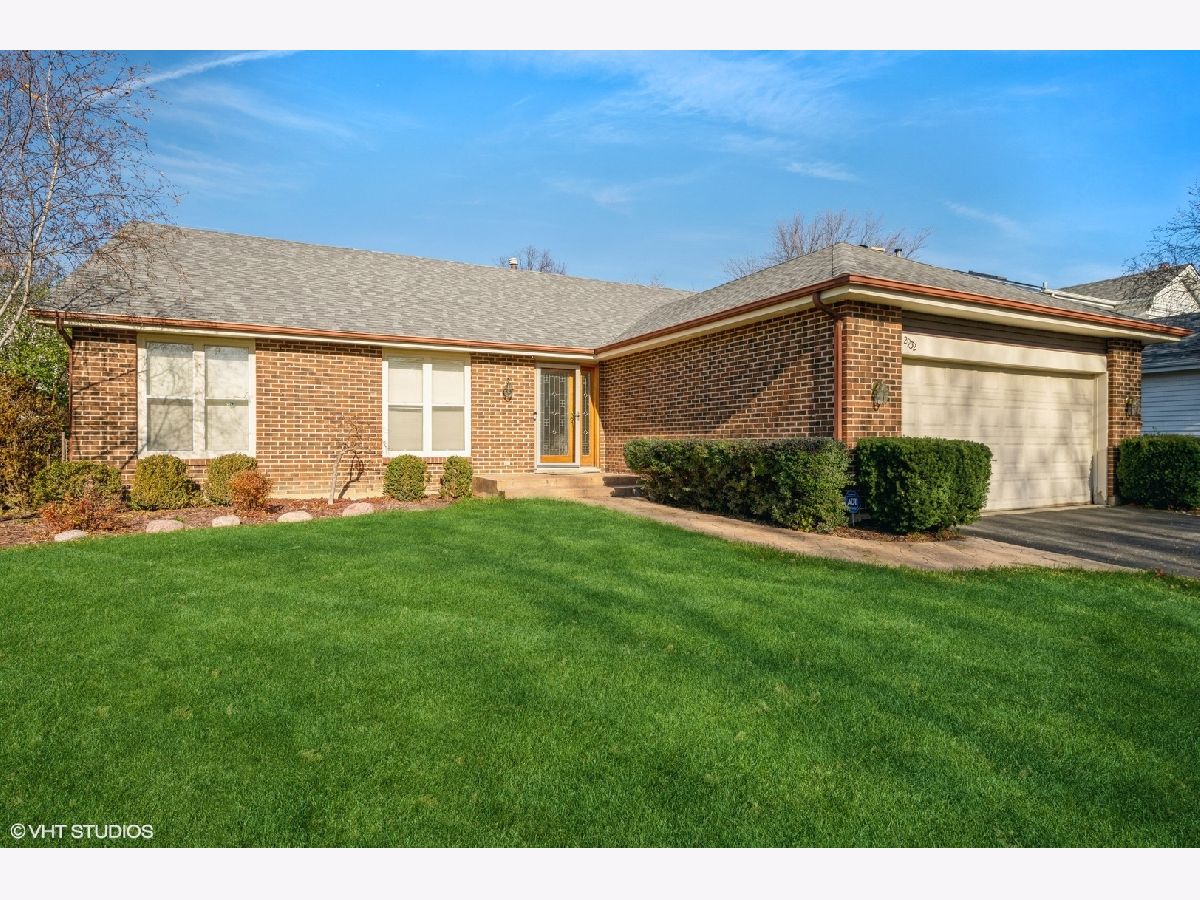 Homes Sold Woodlands Northbrook Illinois, 2932 Crabtree