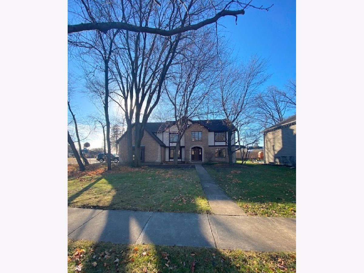 Homes Sold Surrey Woods St Charles Illinois, 2013 Red Oak Lane