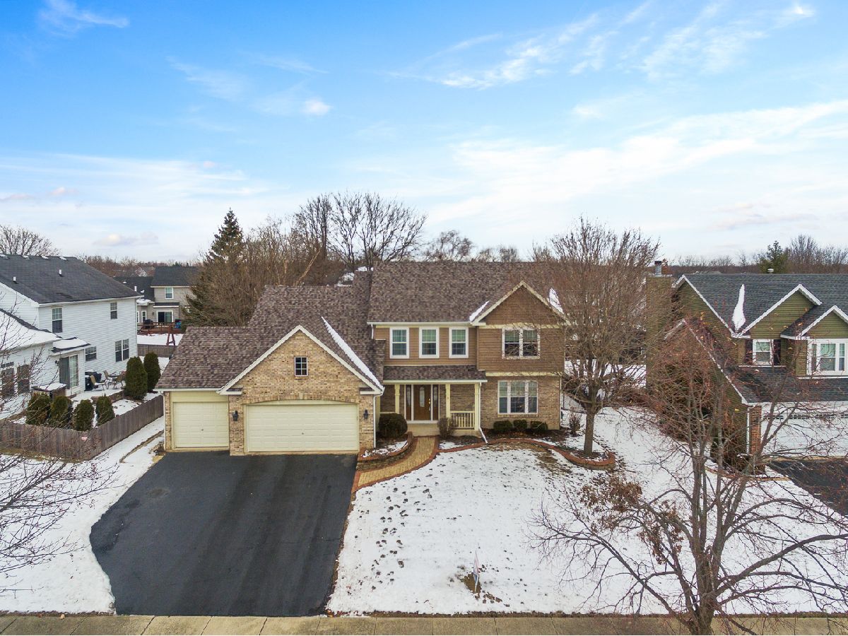 Homes & Condos & Townhomes Sold Lakeview Estates West Oswego Illinois, 653 Churchill