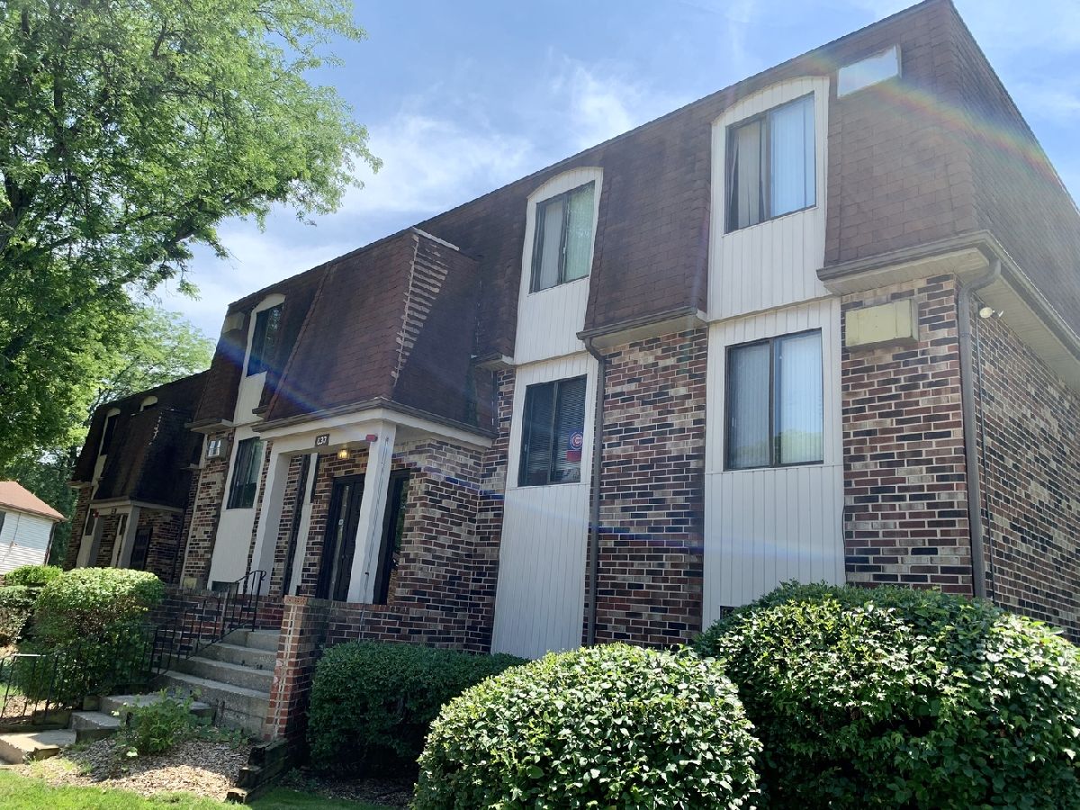 Townhomes & Homes Rented Villas By The Lake Vernon Hills Illinois, 830 Waterview