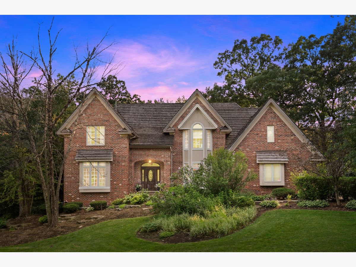 Homes Rented Falling Water Burr Ridge Illinois, 9336 Falling Waters