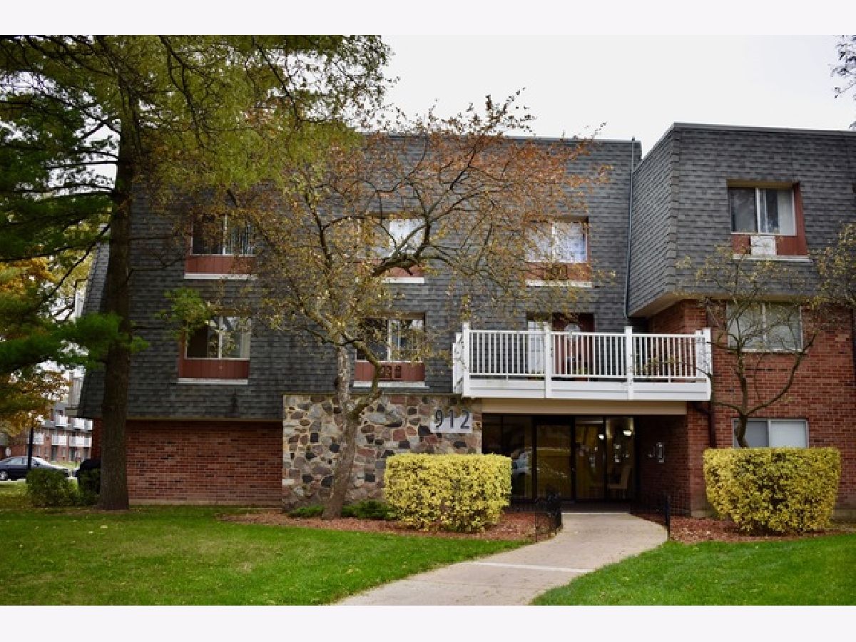 Condominiums Rented The Terrace Of Elk Grove Village Elk Grove Village Illinois, 912 Ridge
