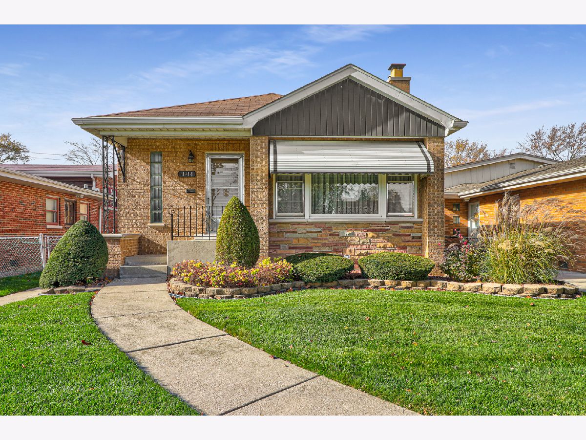 Homes & Condos & Townhomes Sold Beverly Woods Chicago Illinois, 11714 Campbell