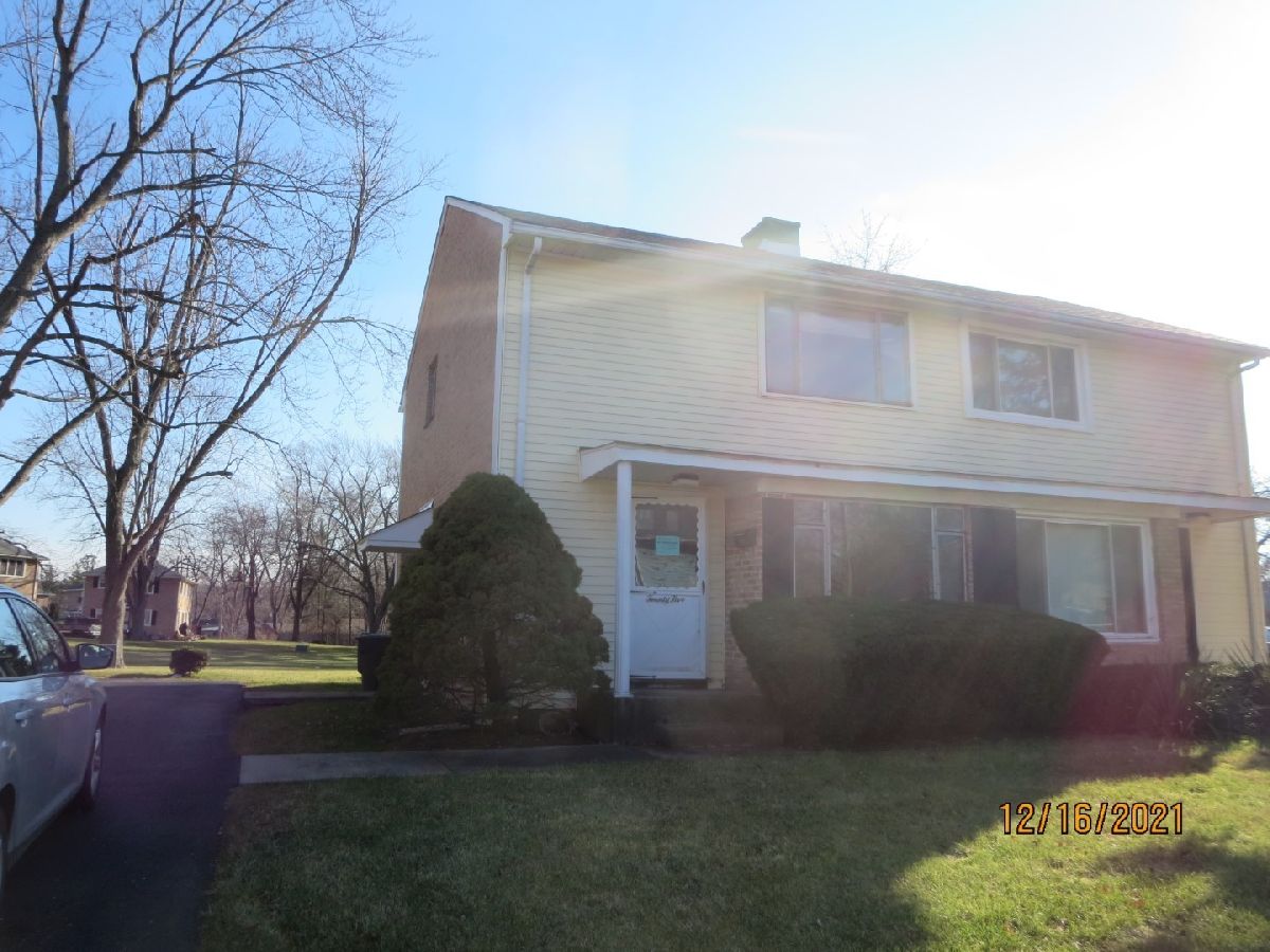 Townhomes & Homes Sold Twin Arbor Park Forest Illinois, 25 Mcgarity