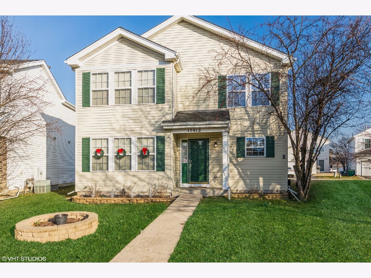 Homes Sold Parker Ridge Lockport Illinois, 15912 Iroquois
