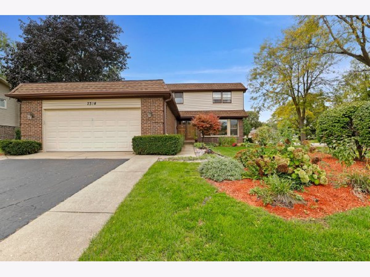 Homes Sold Chatelaine Arlington Heights Illinois, 2314 Evergreen
