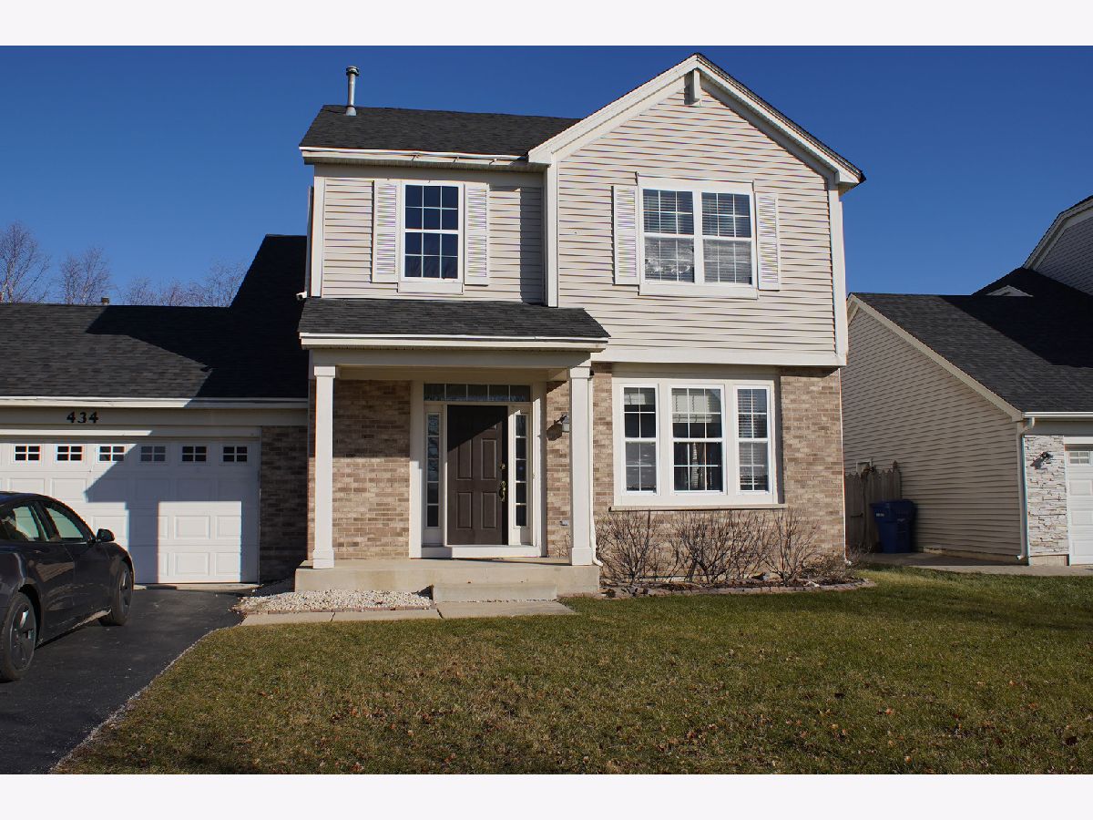 Townhomes & Condos & Homes Rented Harvest Hills St Charles Illinois, 434 Horizon
