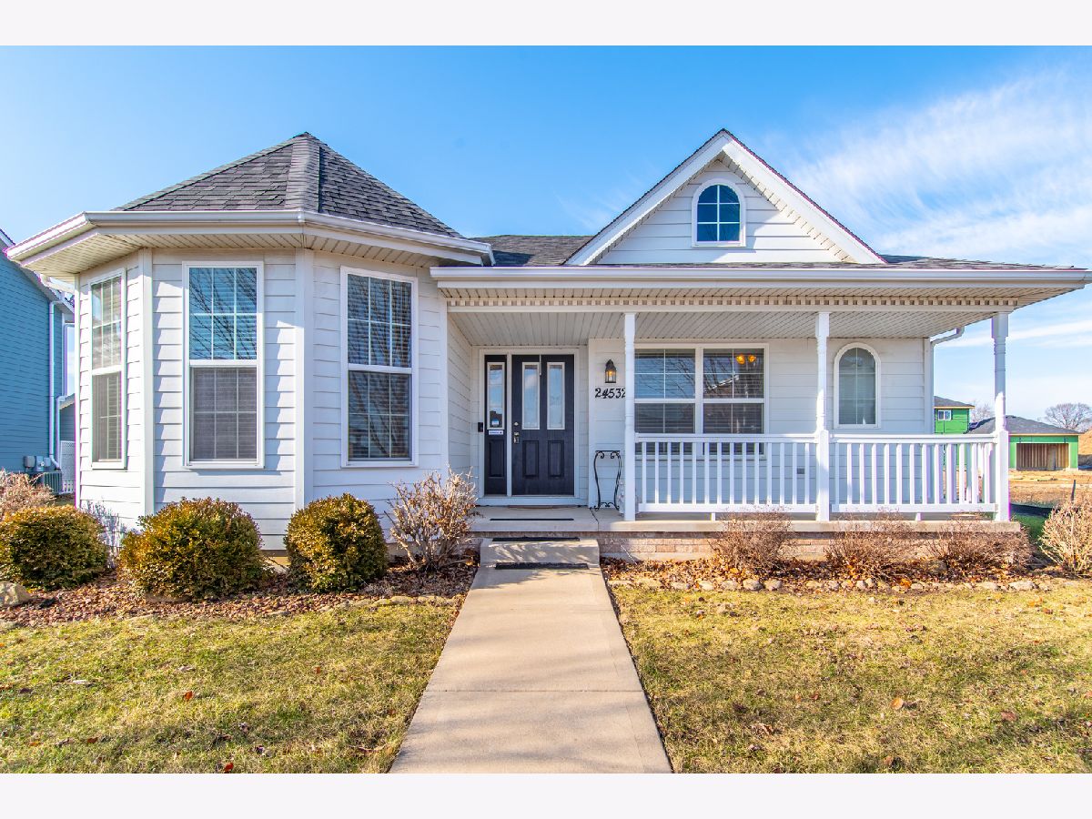 Homes & Townhomes Sold Town Center Channahon Illinois, 24532 St Paul