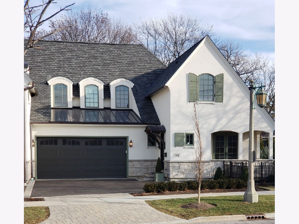 Condos & Townhomes Sold S.f. Miller Lake Forest Illinois, 931 Mckinley