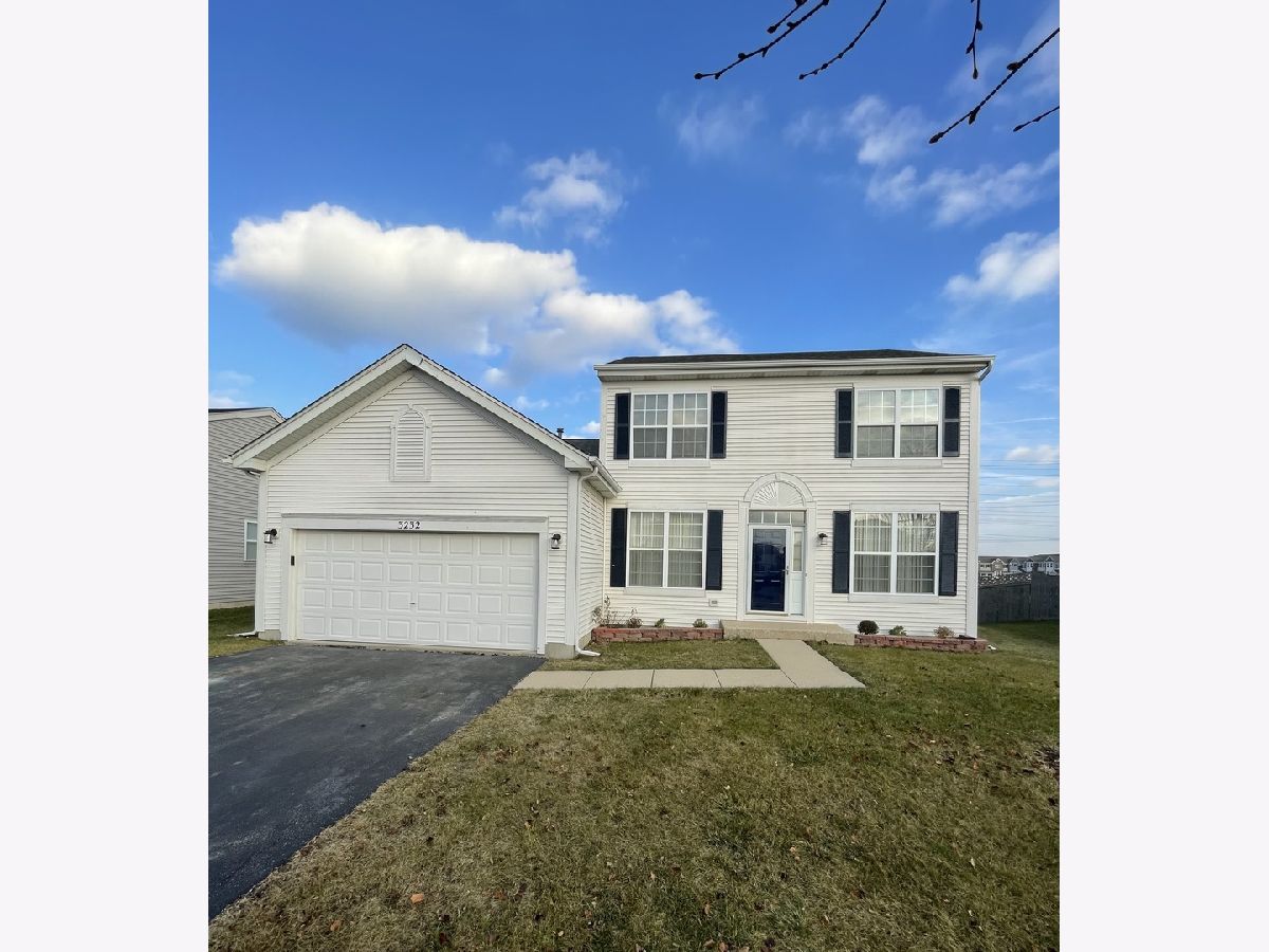 Homes Sold Remington Crossing Aurora Illinois, 3232 Thunderbird