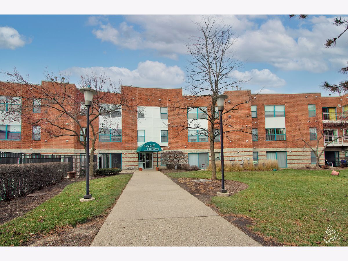 Condos & Townhomes & Homes Sold Kirchoff Meadows Rolling Meadows Illinois, 3265 Kirchoff