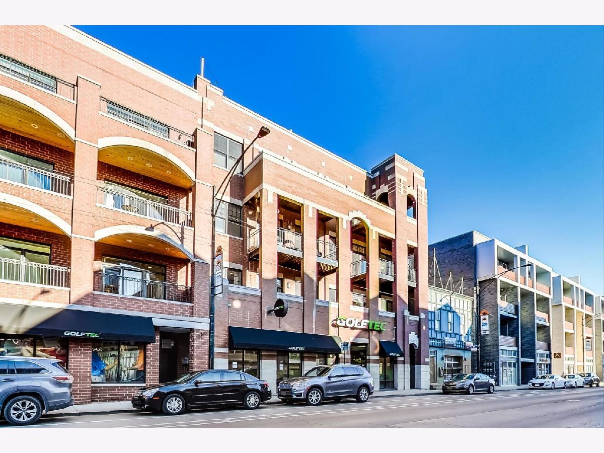 Condominiums Sold Halsted Row Chicago Illinois, 2847 Halsted