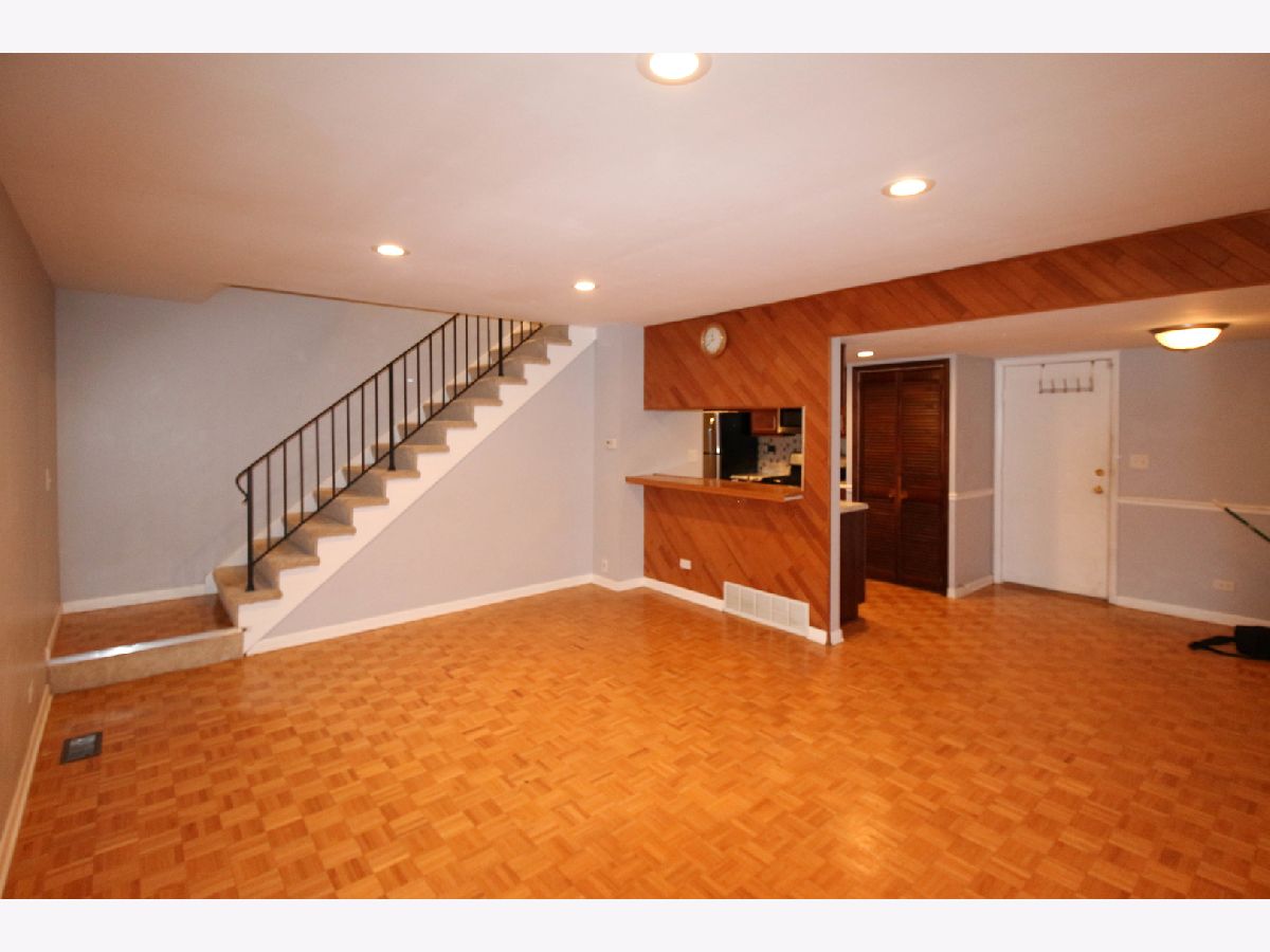 2S723 Winchester Circle, Warrenville, Illinois 60555 MLS 11294520