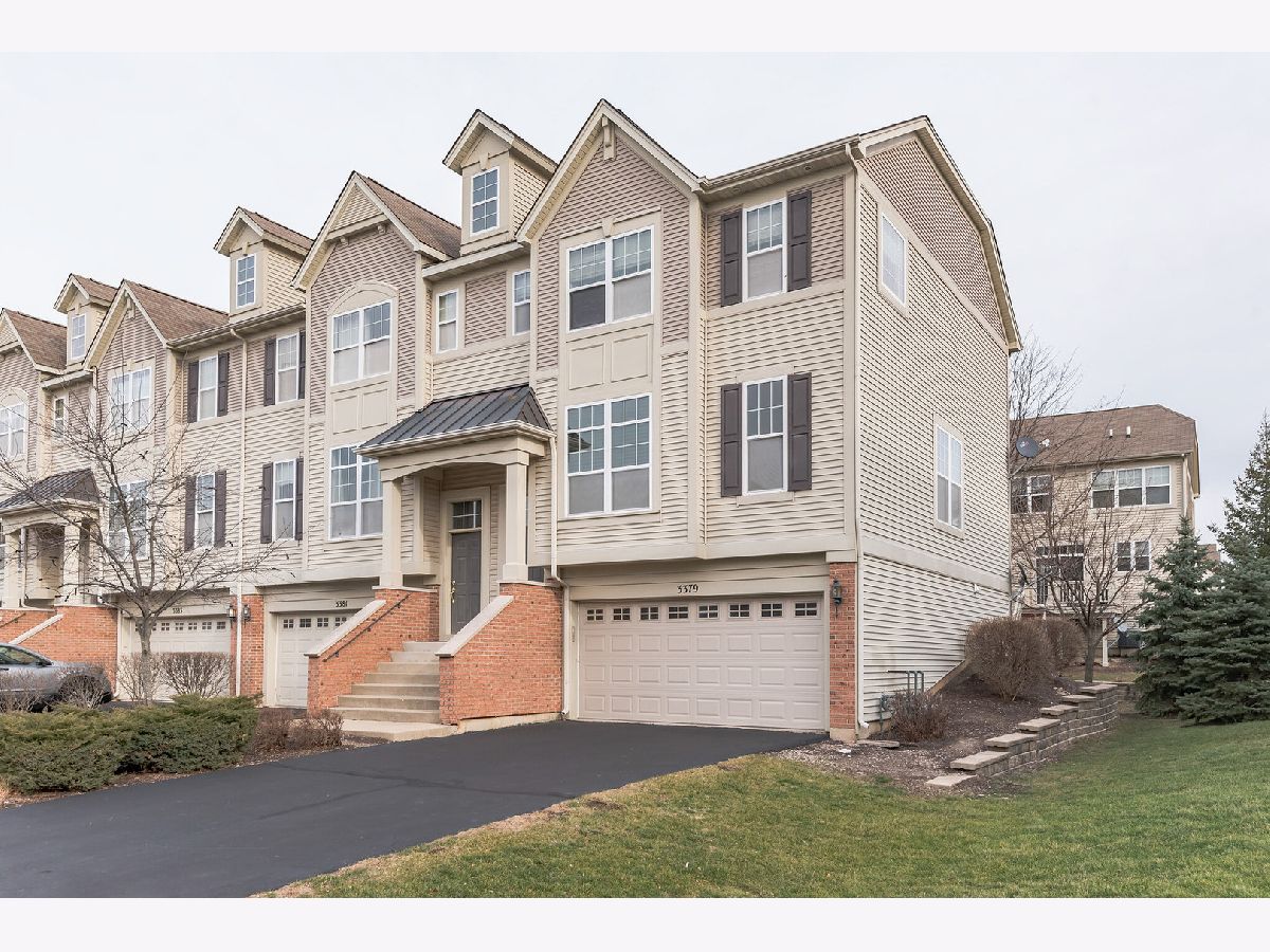 Rented Aurora Illinois, 3379 Bradbury