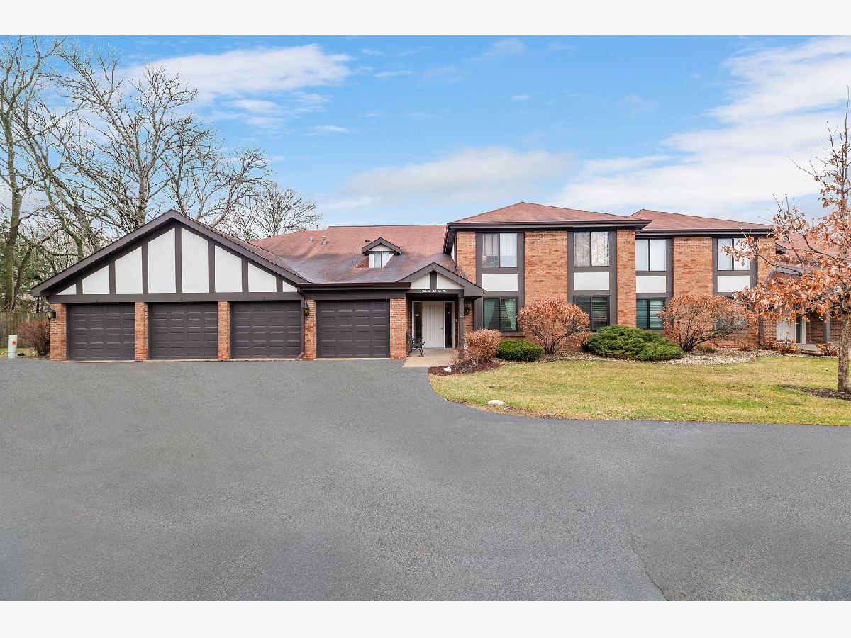 Condominiums & Homes Sold Villas Of Deer Creek Westmont Illinois, 5830 Doe