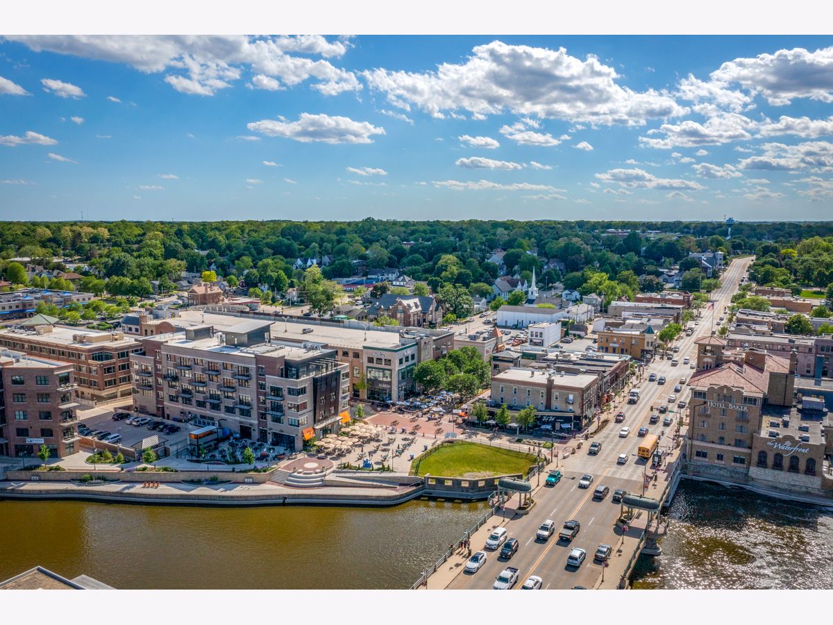 Condos & Townhomes & Homes Sold River Lofts Of St. Charles St Charles Illinois, 50 1st