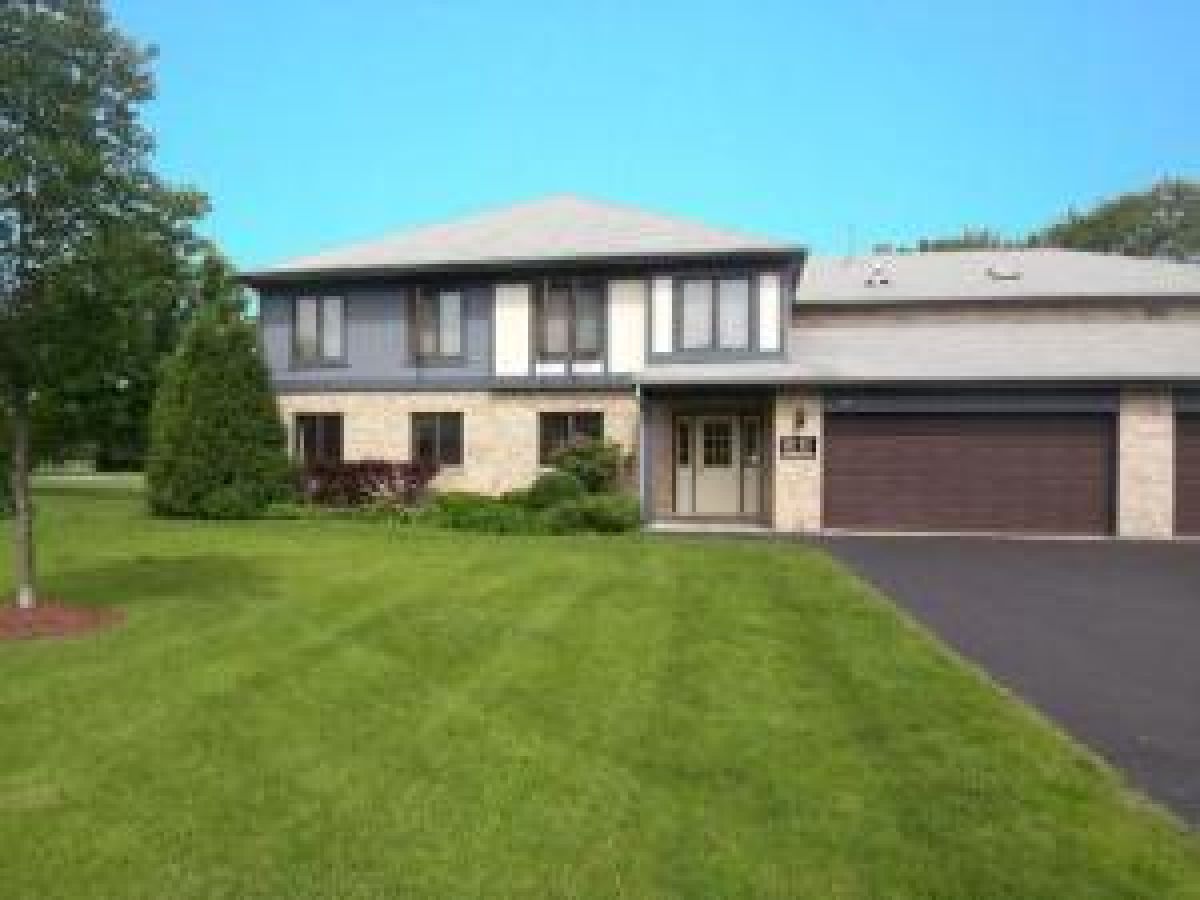 Condominiums Sold Chase Lake Joliet Illinois, 2621 Essington