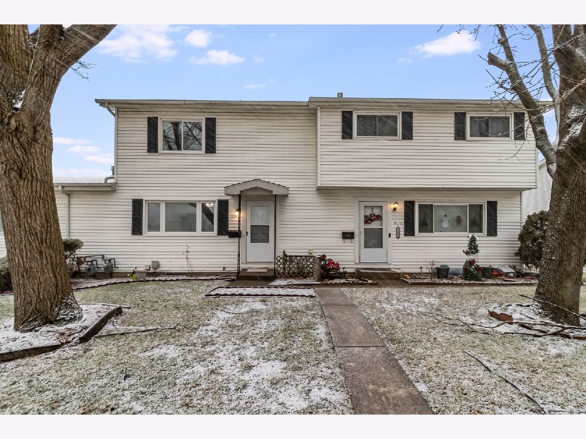 Condos & Townhomes Sold Thornwood South Joliet Illinois, 913 Gael