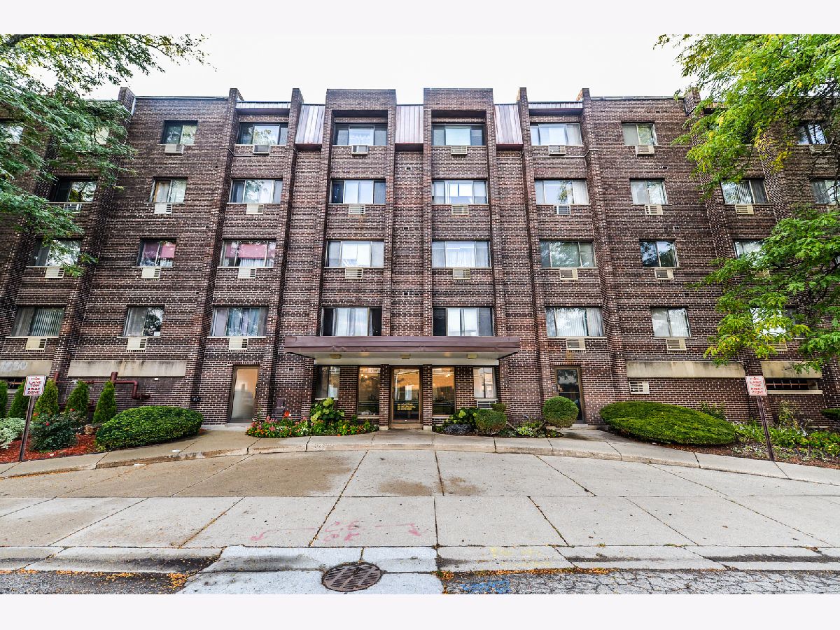 Condominiums Sold Pueblo Commons Chicago Illinois, 4624 Commons