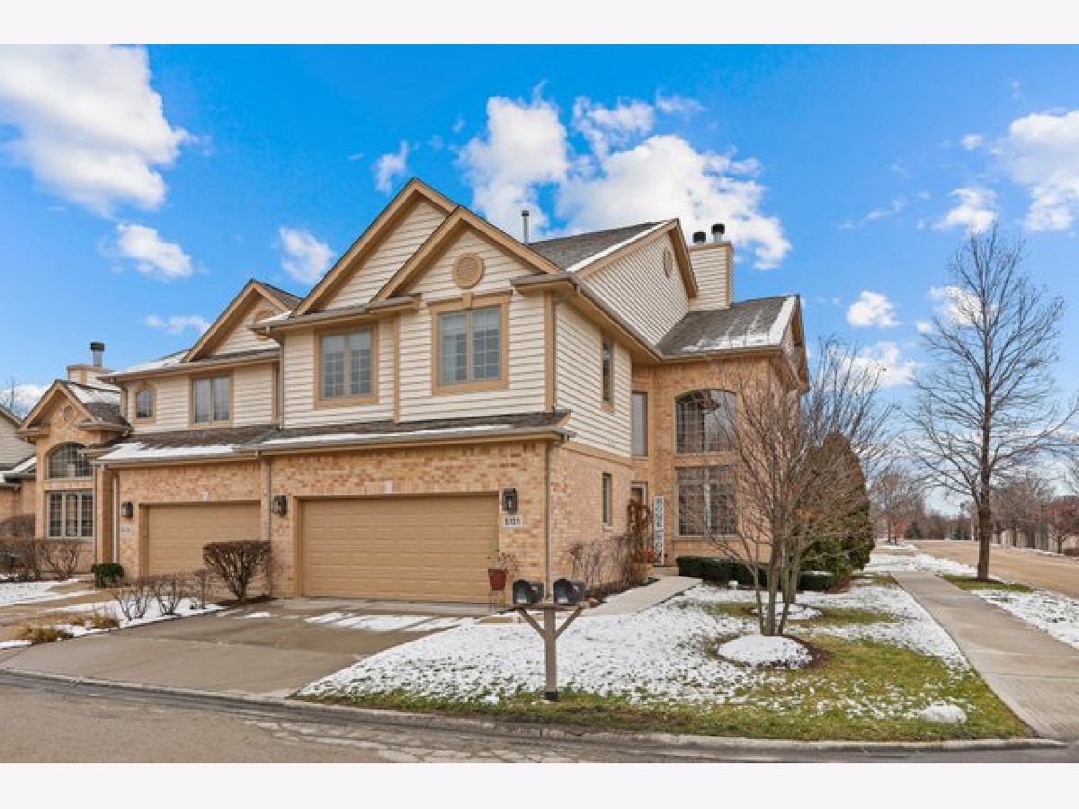 Townhomes & Homes Sold Commonwealth Western Springs Illinois, 5131 Creek