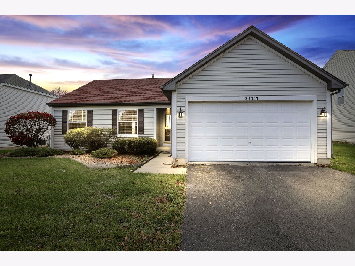 Homes & Townhomes & Condos Rented Heritage Meadows Plainfield Illinois, 24315 Whispering Trails