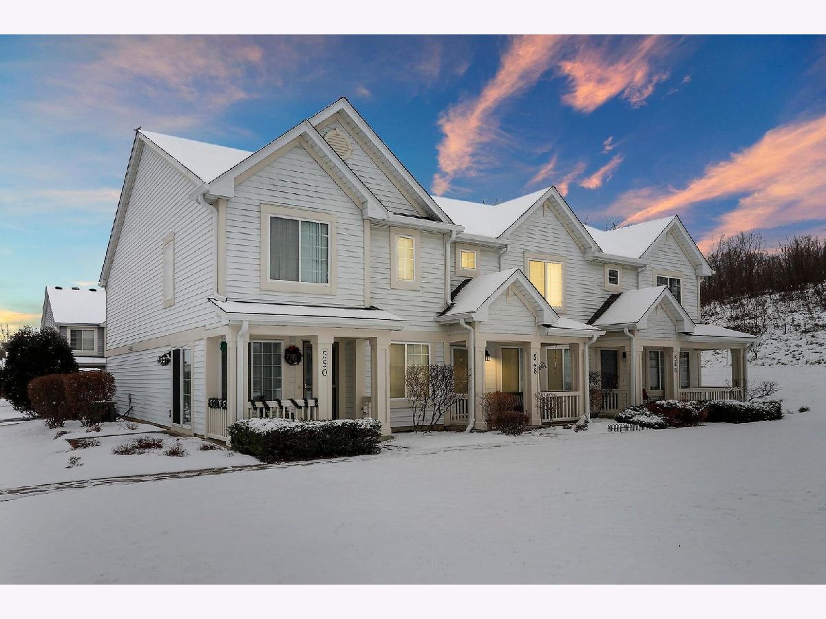 Condos & Townhomes Sold Cambridge At Holiday Park Fox Lake Illinois, 548 Blue Springs