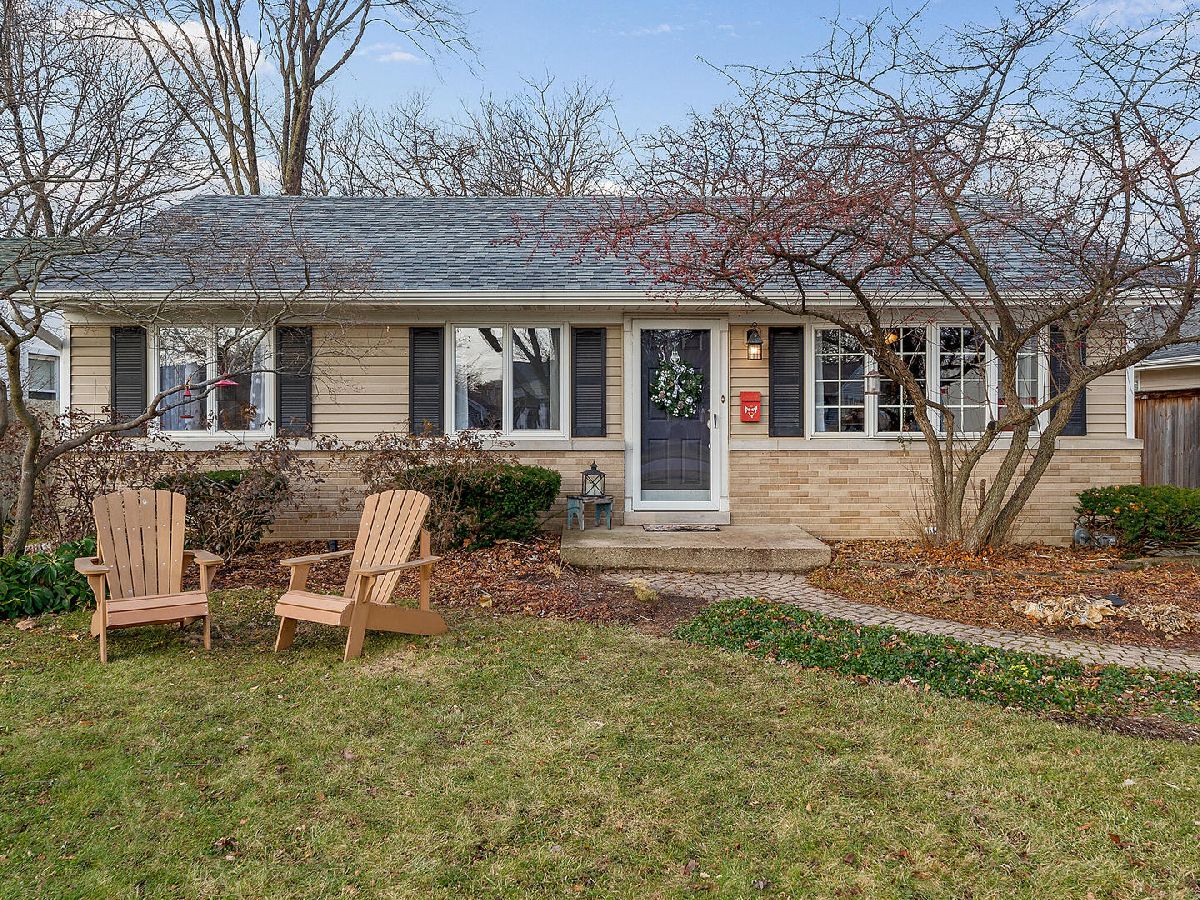 Homes Sold Pierce Highlands Wheaton Illinois, 106 Pierce