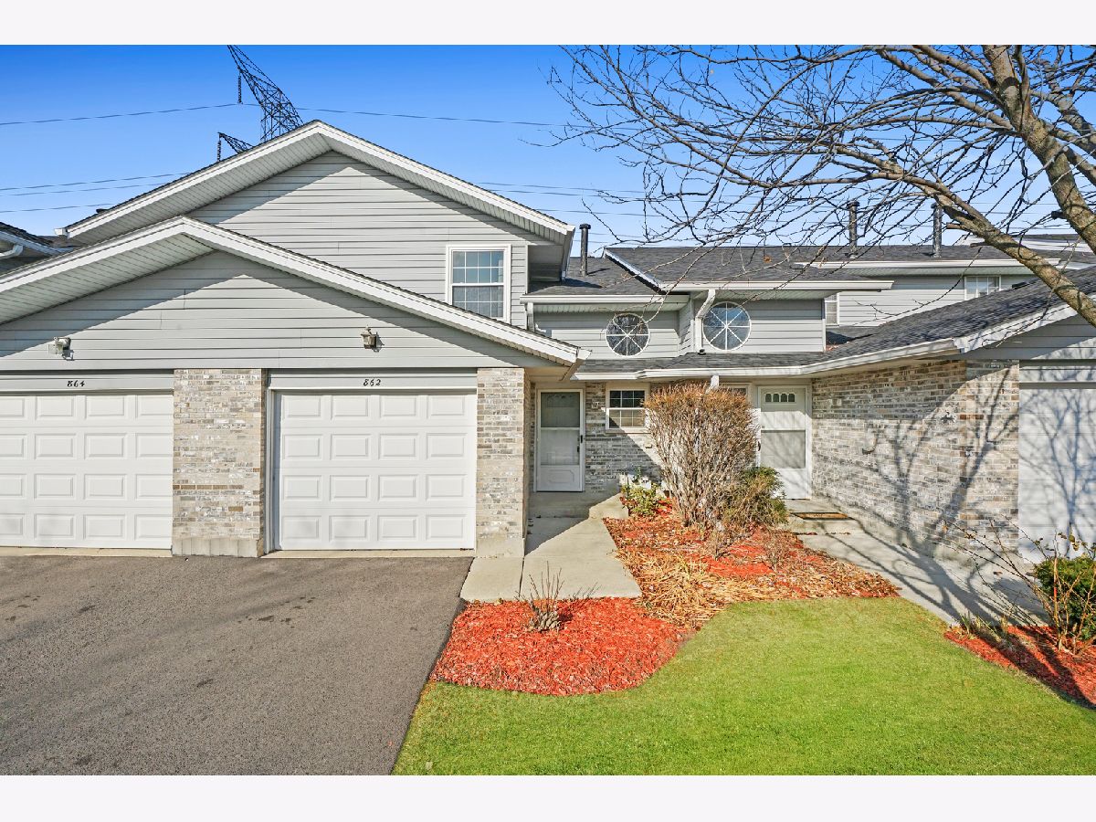 Townhomes Sold Tamarac Addison Illinois, 862 Tamarac