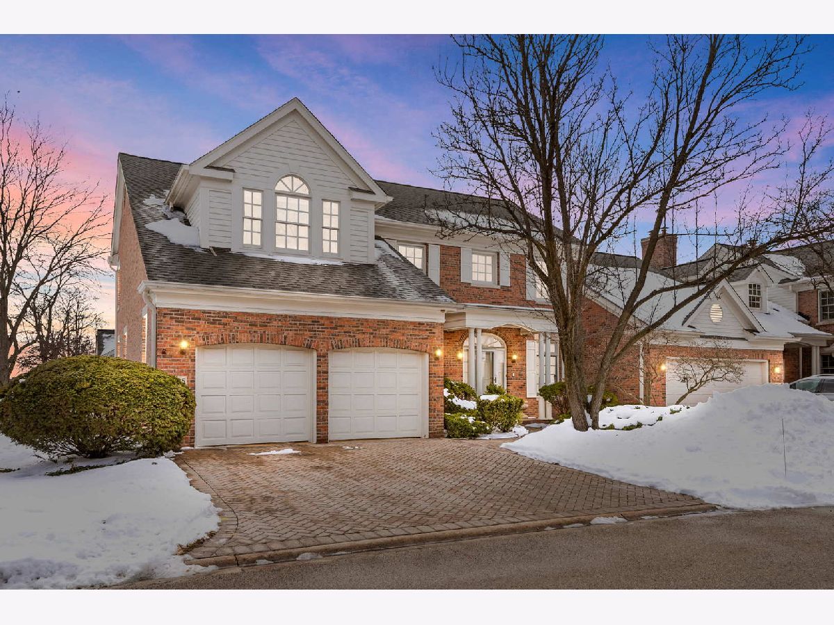 Townhomes & Homes Sold Westchester Club Westchester Illinois, 11235 Chesapeake