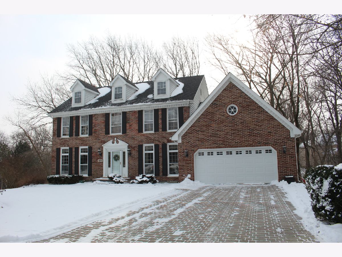 Homes Sold Durwood Forest Bartlett Illinois, 1215 Triple Crown