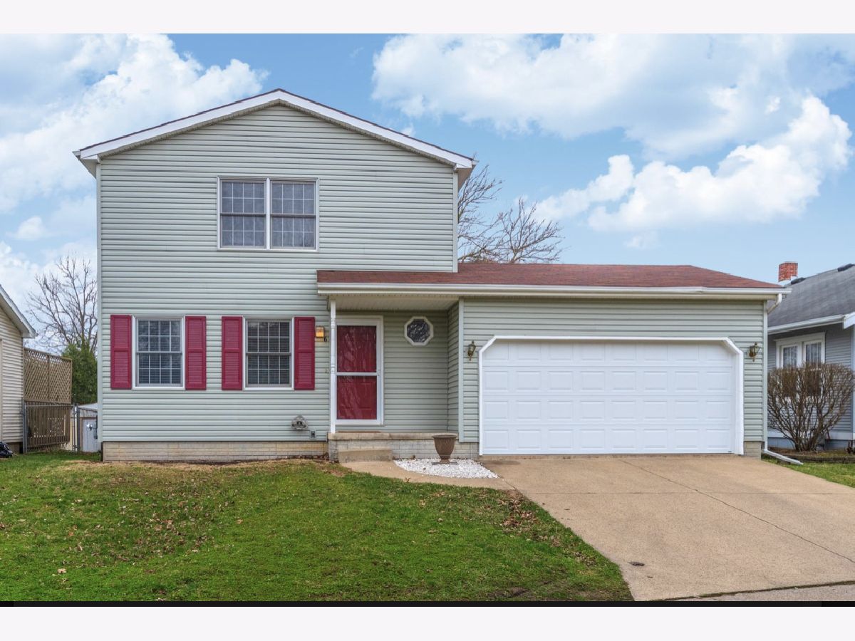 Homes Sold Oakdale Normal Illinois, 6 Hale