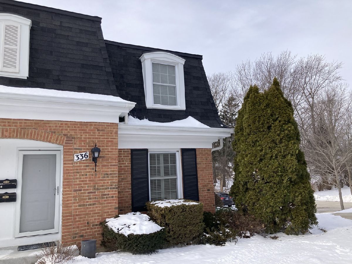 Townhomes Sold Provincial Manor Barrington Illinois, 336 Eastern