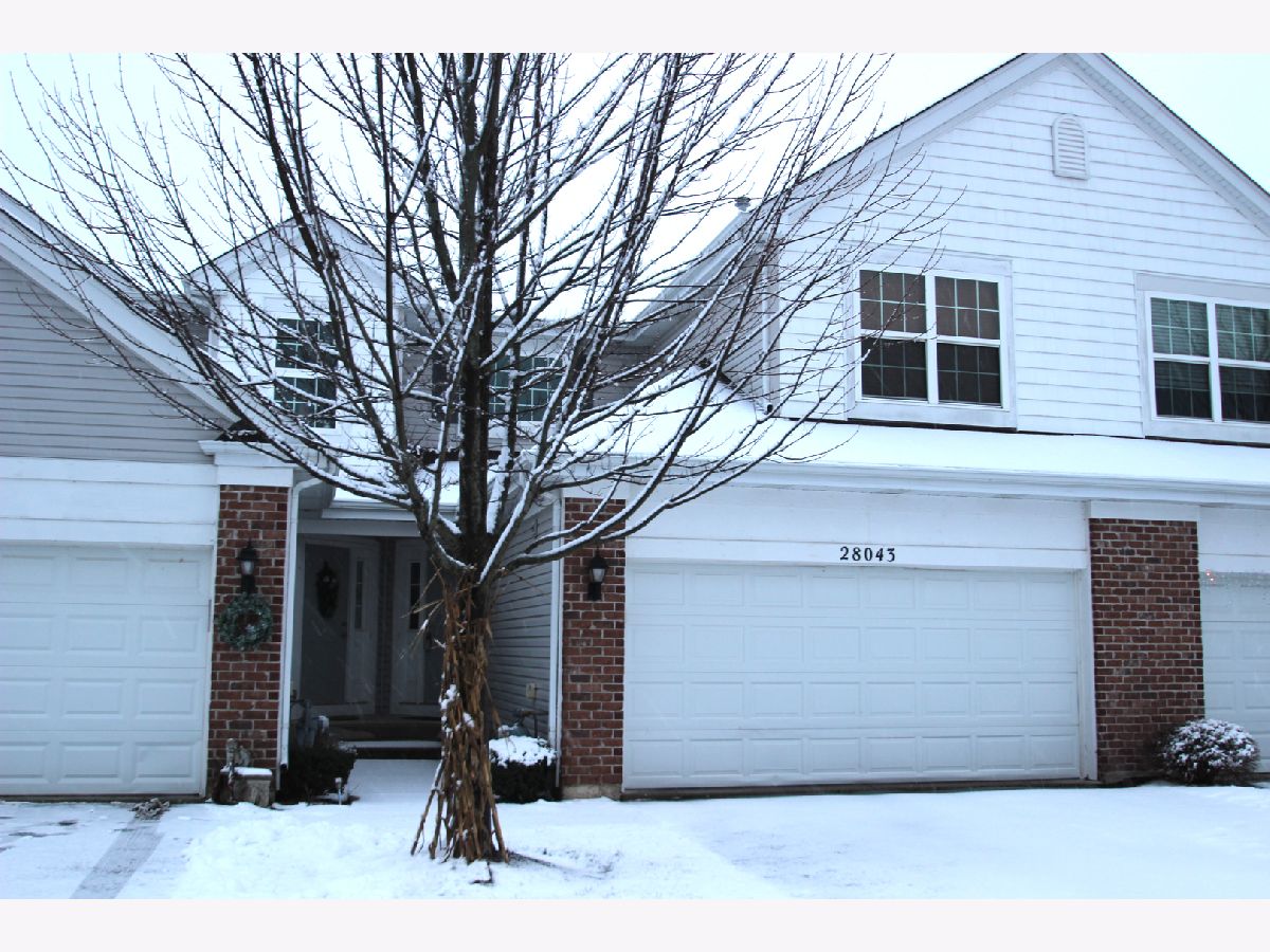 Townhomes & Homes Rented Rockwell Place Lakemoor Illinois, 28043 Niagara