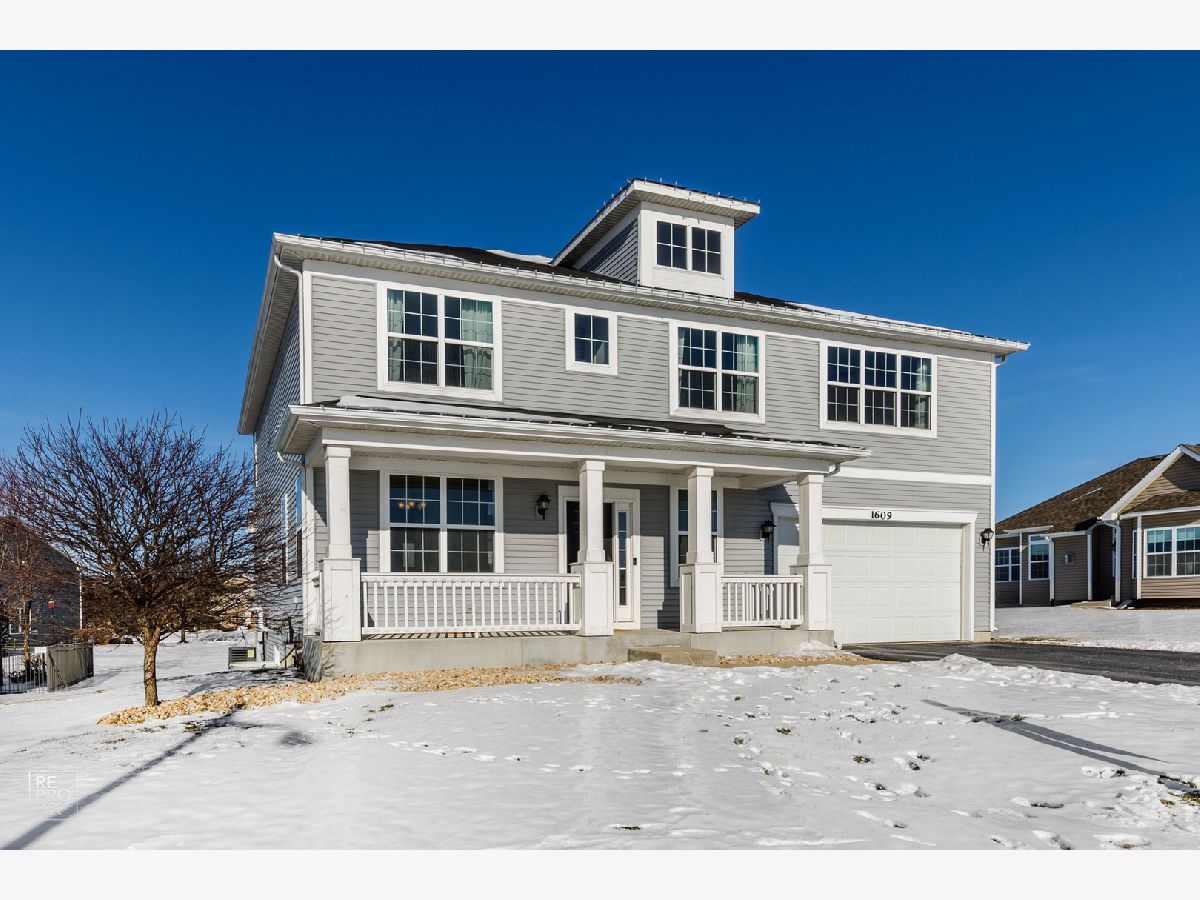 Homes Sold Mirador North Aurora Illinois, 1609 Mooseheart