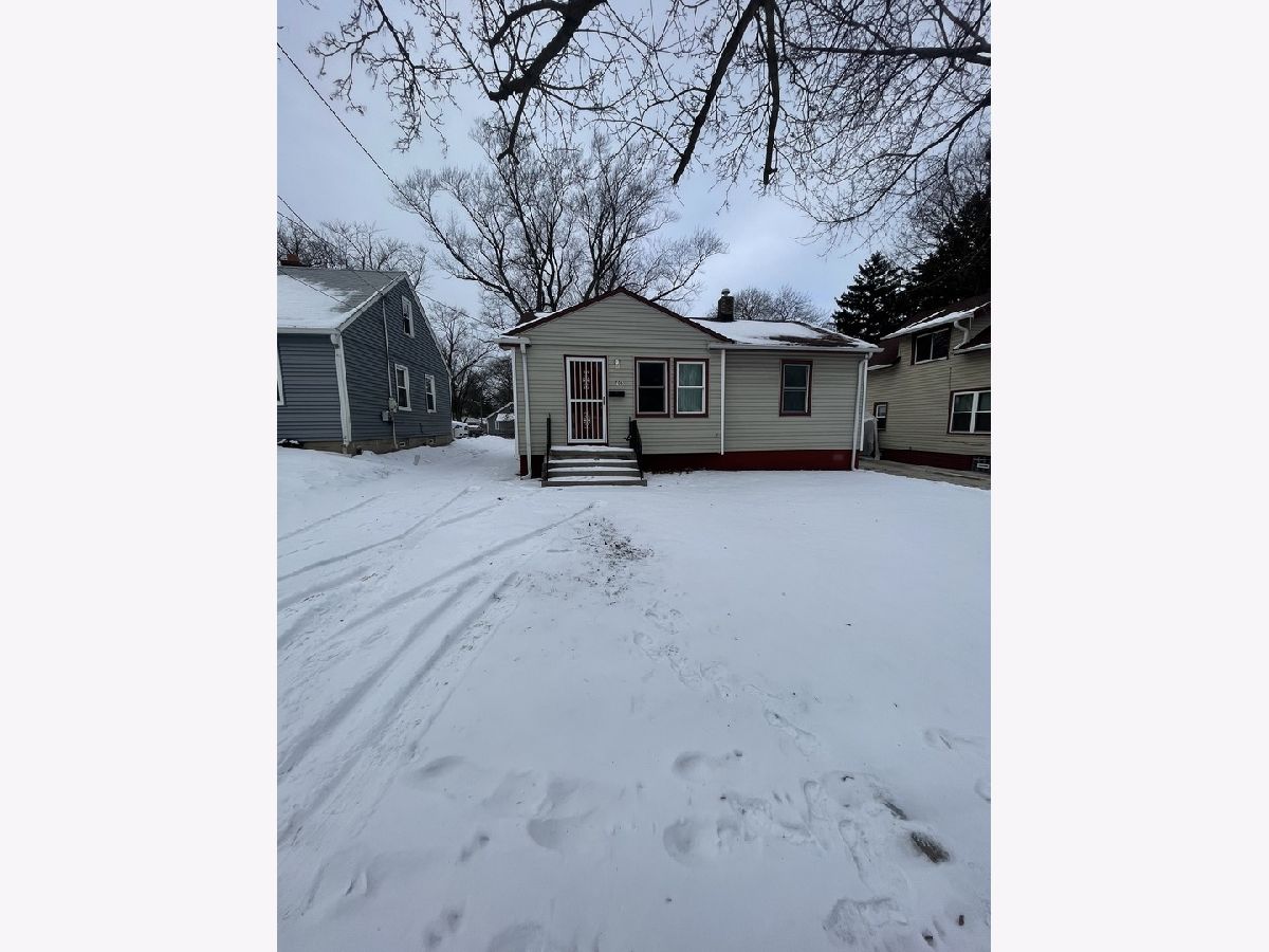 Rented Rockford Illinois, 706 Independence