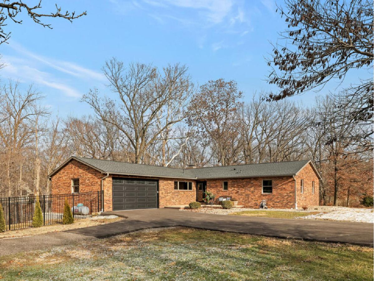 Homes Sold Crooked Creek Dewey Illinois, 562D County Road 2400