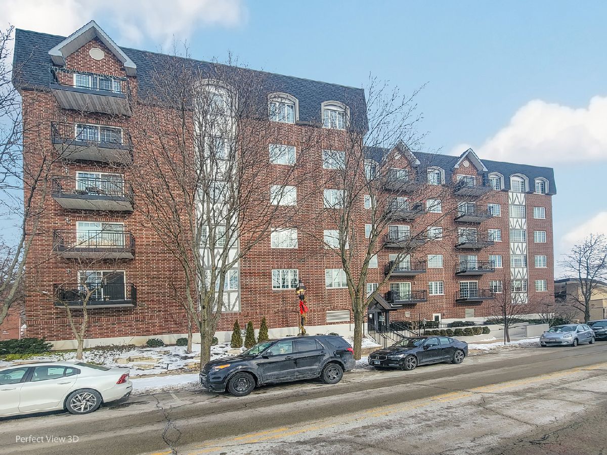 Condominiums Sold Glen Astor Glen Ellyn Illinois, 501 Forest