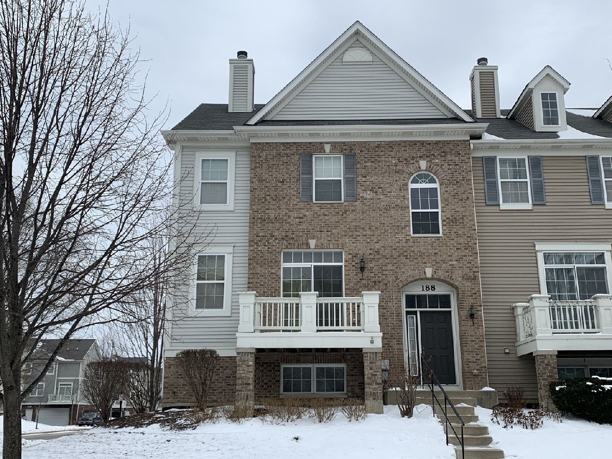 Townhomes & Condos Rented Fountains At Town Center Carol Stream Illinois, 188 Goldenhill
