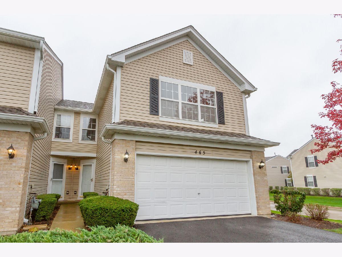 Townhomes & Condos Sold Windham Cove Crystal Lake Illinois, 465 Windham Cove