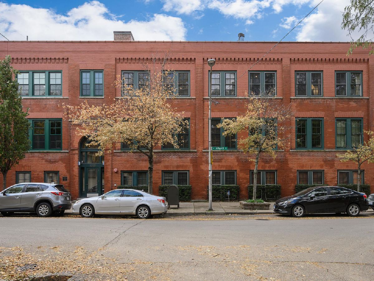 Townhomes & Condos Sold Piano Factory Lofts Chicago Illinois, 1335 Altgeld
