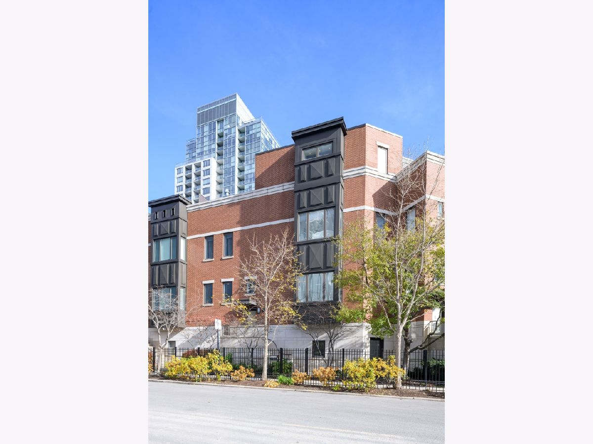 Townhomes & Homes Sold City Club Chicago Illinois, 735 Kingsbury