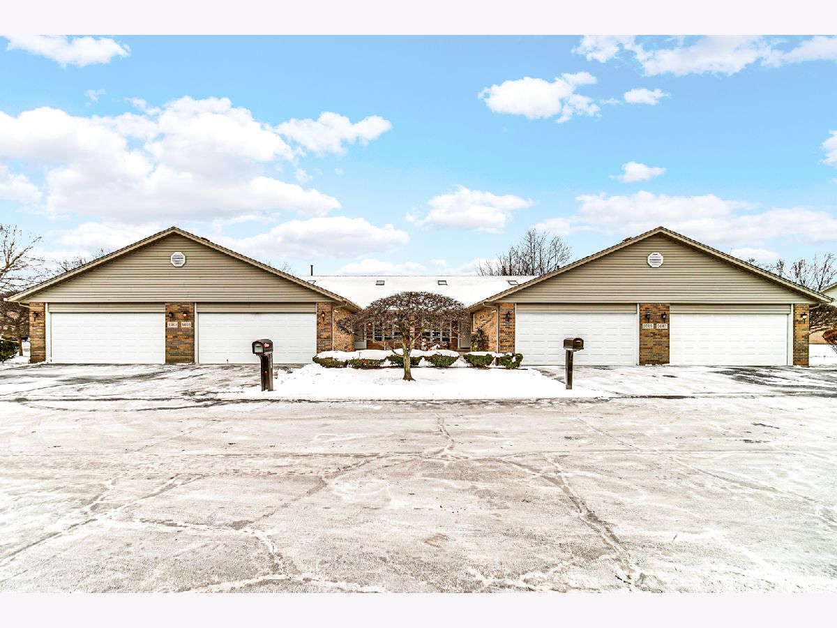 Condos & Townhomes Sold Rivercrest Manor Crestwood Illinois, 5003 Circle