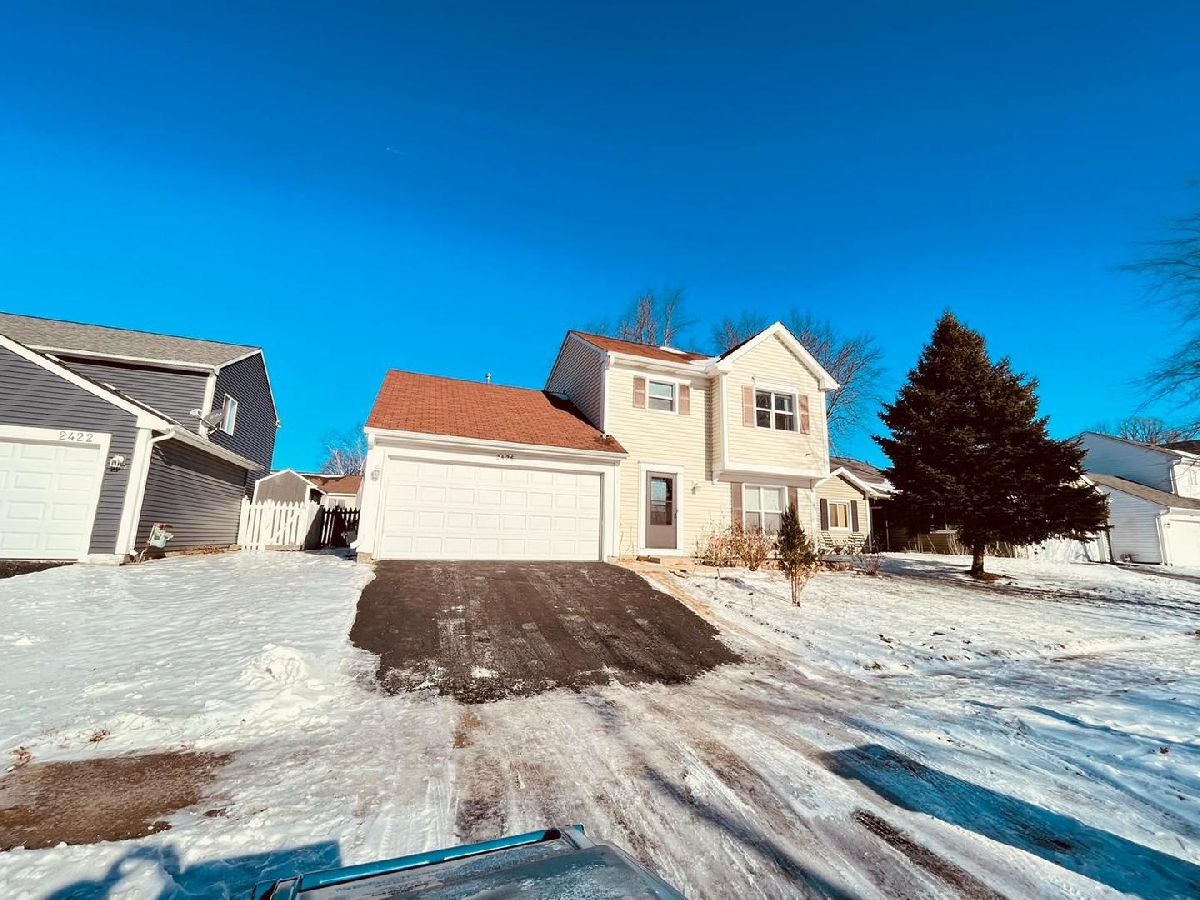 Homes & Condos & Townhomes Rented Butterfield Aurora Illinois, 2426 Red Bud
