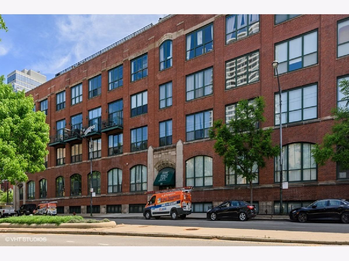 Condos & Townhomes Rented Prairie House Lofts Chicago Illinois, 1727 Indiana