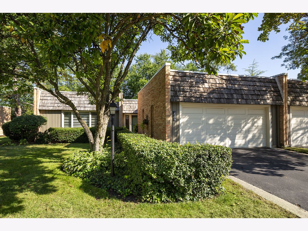 Condos & Townhomes Sold The Commons Northbrook Illinois, 2030 Plymouth