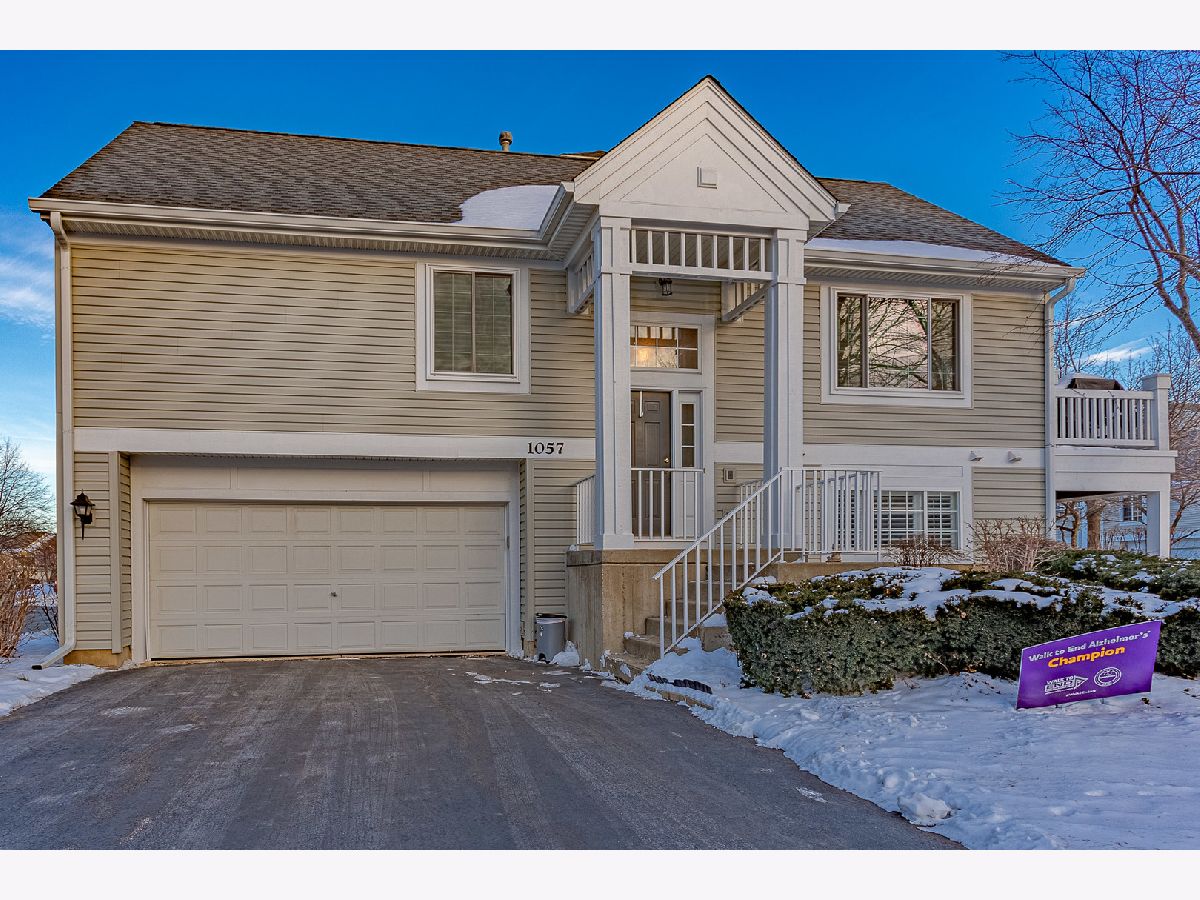 Townhomes Sold Arbor Club Elk Grove Village Illinois, 1057 Savoy
