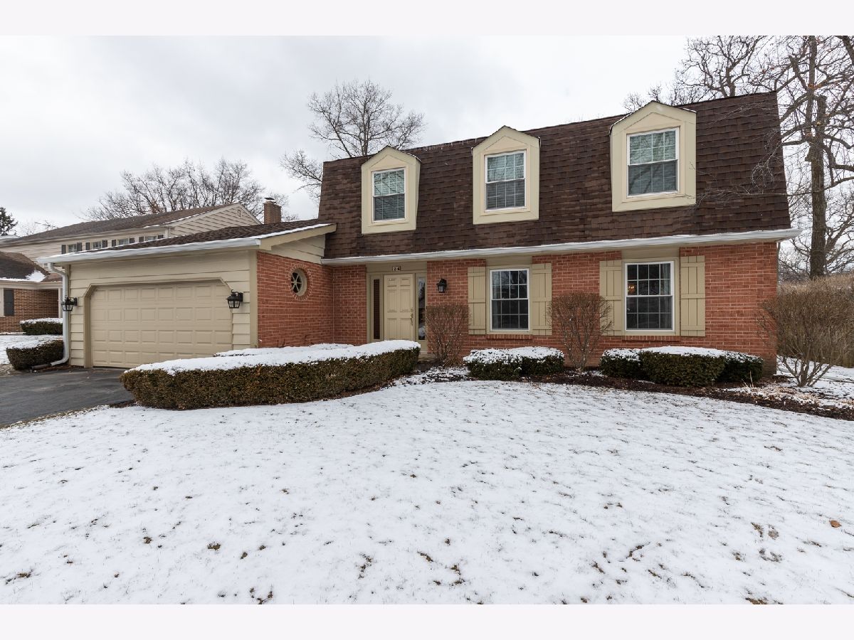 Homes Rented H.o. Stone Lake Forest Illinois, 26 Linden